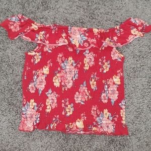 Off shoulder crop top